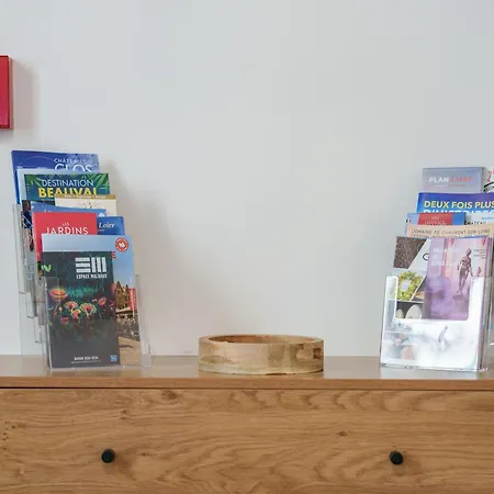 La Cour Du Cygne - By Prestiplace تور