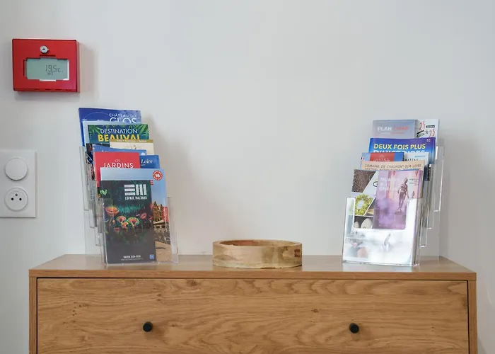 La Cour Du Cygne - By Prestiplace تور