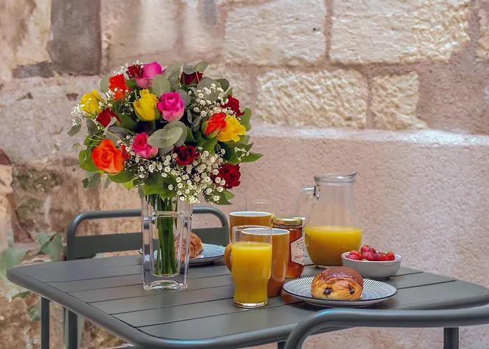 La Cour Du Cygne - By Prestiplace *